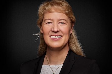 Employee of LASER COMPONENTS Germany GmbH