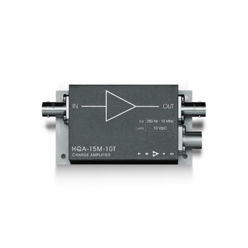 Charge amplifier for precise current and charge measurements