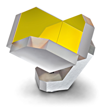 Retroreflector for demanding metrological applications