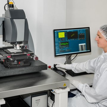 Whitelight Interferometer Centricity Measurement Whitelight Interferometer Centricity Measurement