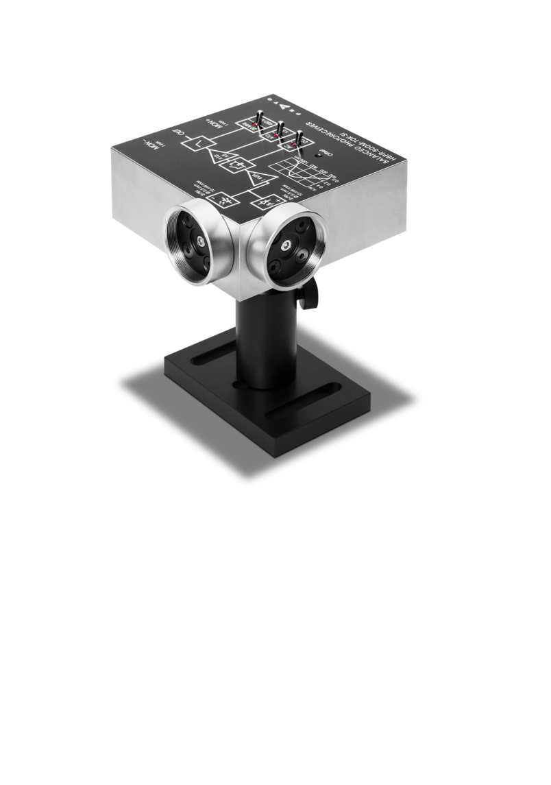 Balanced photoreceiver for differential measurements Balanced photoreceiver for differential measurements