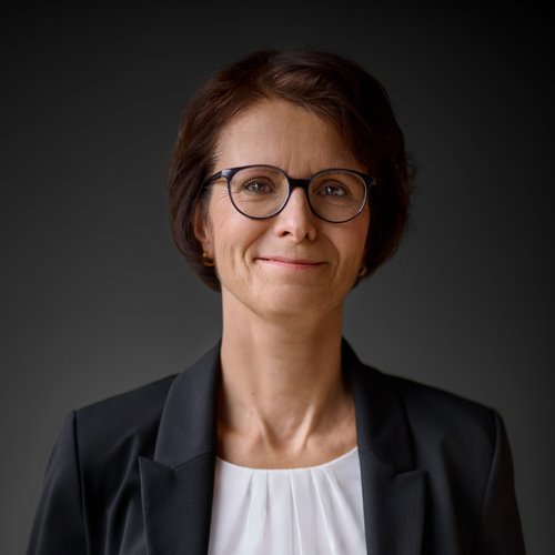 Employee of LASER COMPONENTS Germany GmbH Heike Rose