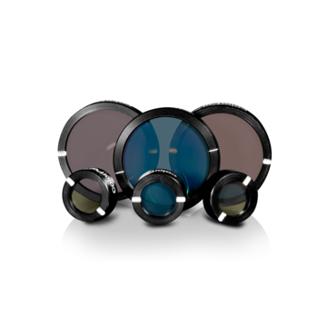 Pre-assembled polarizers for easy integration.