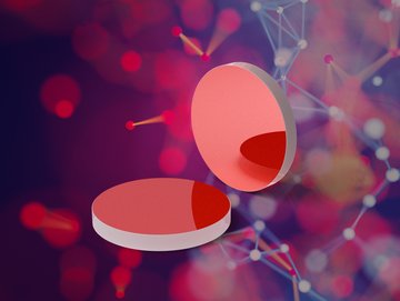 Fine-tuning the layer design to optimally adjust the transmission and reflection of the optical system