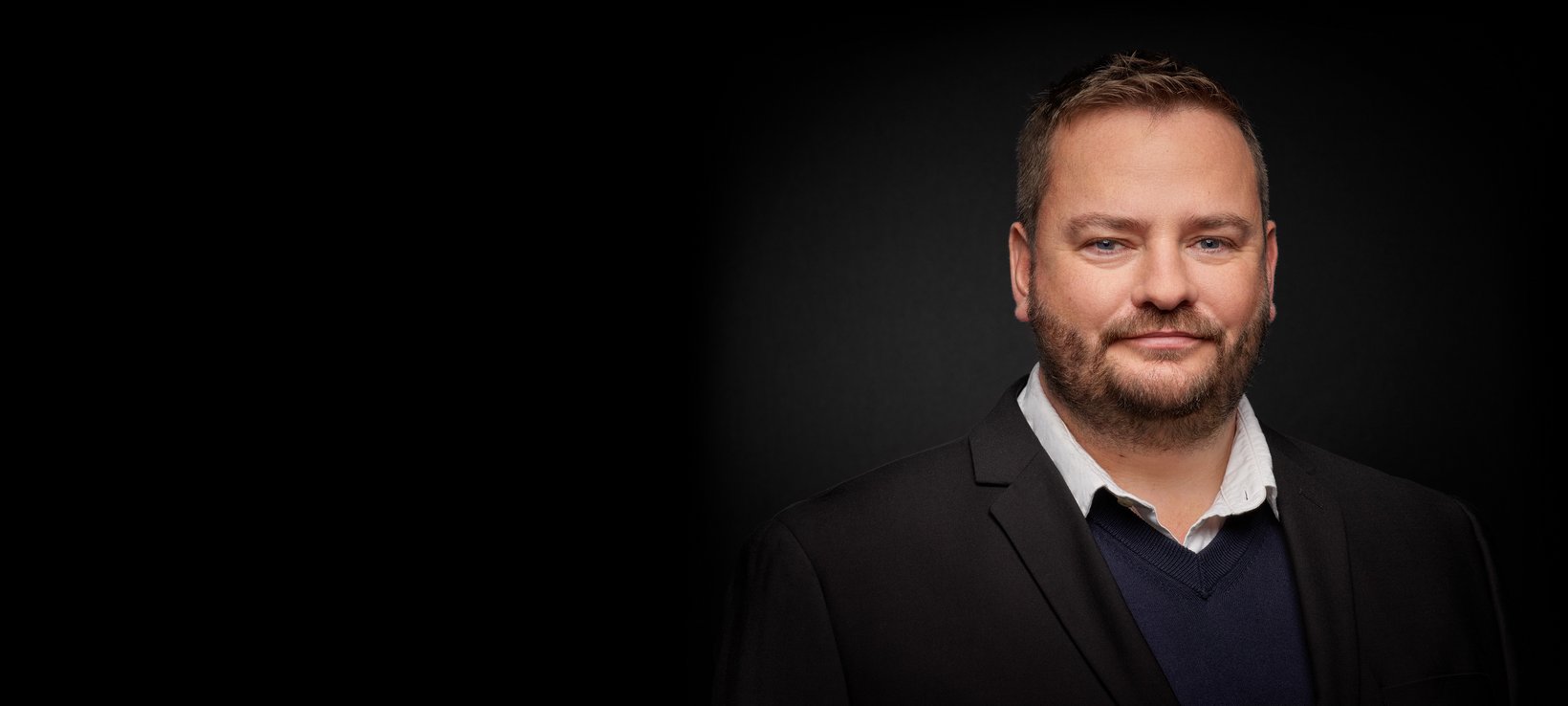 Employee of LASER COMPONENTS UK Employee of LASER COMPONENTS UK